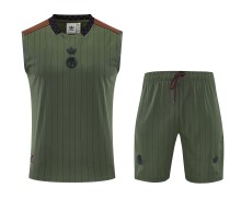26-27  Bayern High quality Tank Top And Shorts Suit