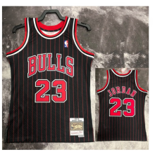 1995‑96 Retro Chicago Bulls Jordan 23 Away Basketball Jersey