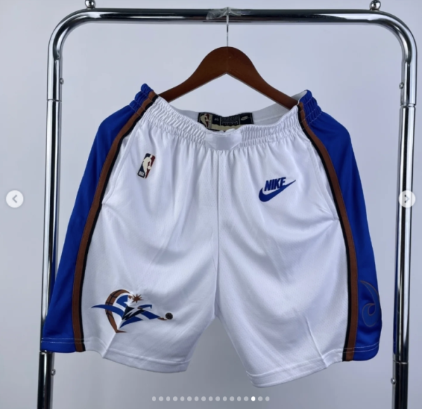 2001-2002 High-Quality Sporty Casual Pants - With pockets