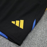 25/26 Man Utd Black  Training Shorts Suit