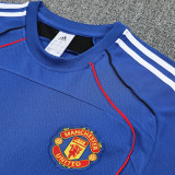 25/26 Man Utd Retro Blue Training Shorts Suit