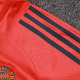 25/26  Bayern Orange Training Short Suit #D25140