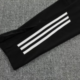 25/26 Man Utd Purple Half Pull Tracksuit胸前广告  (半拉链)