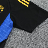 25/26 Man Utd Black  Training Shorts Suit