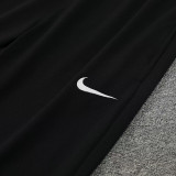 24/25 BAR Black  Player Version  Half Pull Tracksuit  (球员版、半拉链)