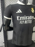 25/26 RMA  Black Team Logo Player Version  Polo Shirts