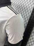 25/26 RMA  White Team Logo Player Version  Polo Shirts