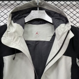 24/25 F702 Jordan Black & White Single Layer Windbreaker (连帽冲锋衣）