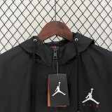 2024 New Jordon Tricolor Windbreaker(黑红白三色、连帽）