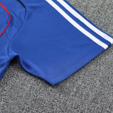 25/26 Man Utd Retro Blue Training Shorts Suit