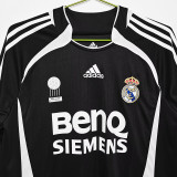 2006/2007 RMA Black Long Sleeve Retro Soccer Jersey