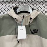 24/25 F700 NK White &Green Single Layer Windbreaker(连帽冲锋衣）