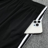 25/26 Man Utd Retro Blue Training Shorts Suit