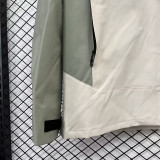 24/25 F700 NK White &Green Single Layer Windbreaker(连帽冲锋衣）