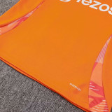 24/25 Man Utd Orange  Half Pull Tracksuit  (橙色、半拉链)