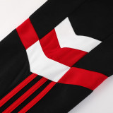 24/25 Man Utd Black Retro Edition Hooded  Tracksuit(袖红白相间）