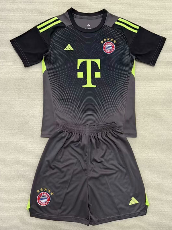 25/26  Bayern Black Goalkeeper  Kids Soccer Jersey