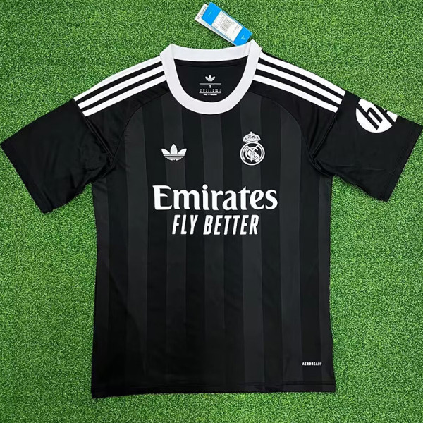25/26 RMA Goalkeeper Black  Fans Soccer Jersey