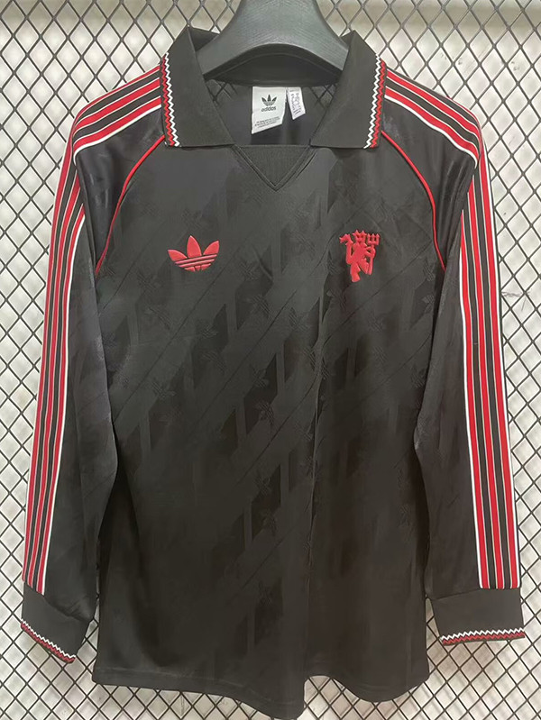 24/25 Man Utd Black Leisure Long Sleeve  Fans Retro Soccer Jersey