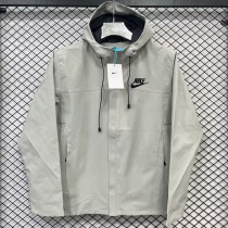 24/25 F700 NK White Single Layer Windbreaker (连帽冲锋衣）