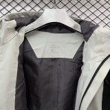 24/25 F700 NK White &Green Single Layer Windbreaker(连帽冲锋衣）