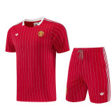 26/27 Man Utd Red Training Shorts Suit