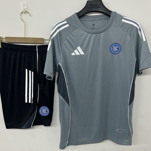26/27 New York City Grey Training Shorts Suit