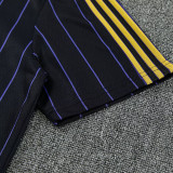 26/27 Man Utd Retro Edition Black shirts & Black pants suit