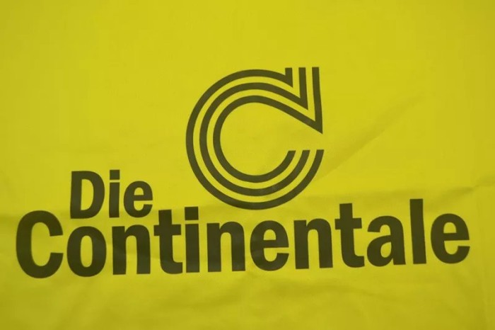 1995-1996 Borussia Dortmund Home Retro Soccer Jers
