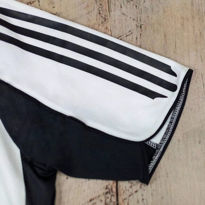 2005-2006 Newcastle Home Retro Soccer Jersey