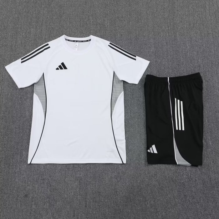 2025 AD White Training Short Suit