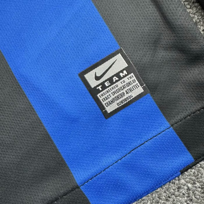 2010 INT Home Retro Adult Suit