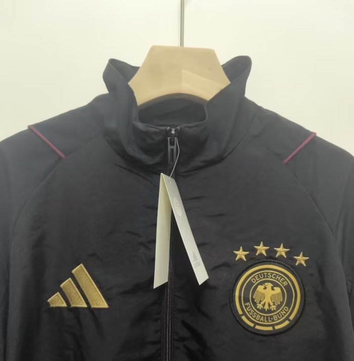 25-26 Germany New Pattern Windbreaker