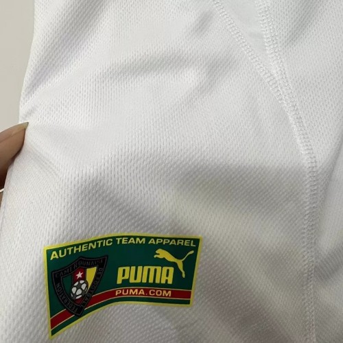 2002 Cameroon Away Retro Soccer Jersey