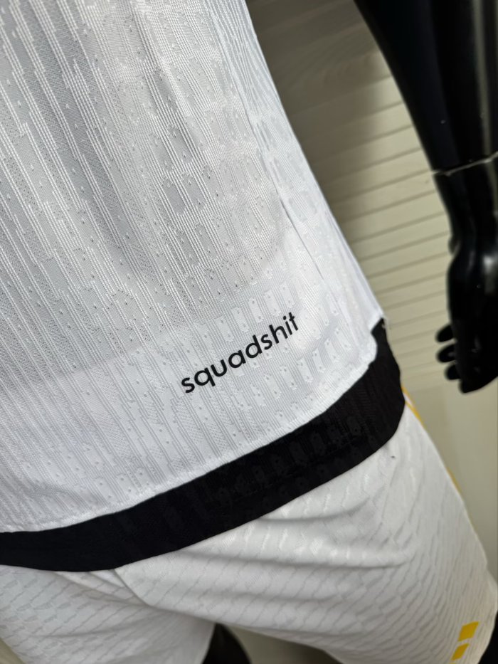 25-26 PSG White Co-Signed Version Player Version Soccer Jersey 1:1 Thai Quality