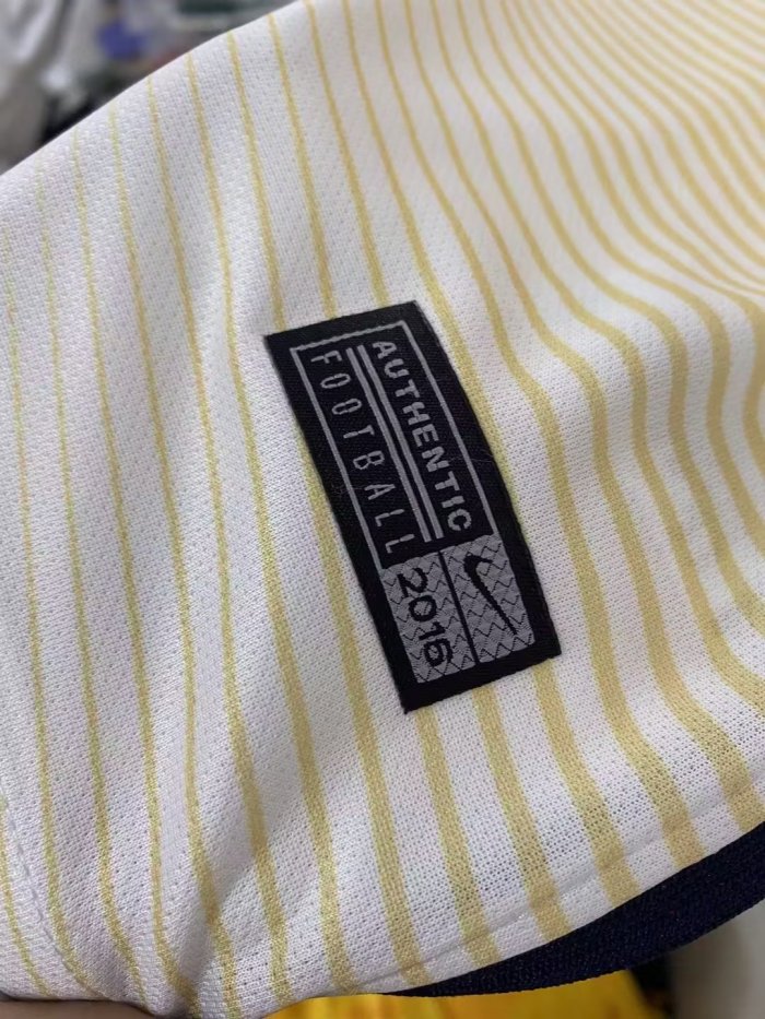 2016-2017 Club America Home Retro Soccer Jersey