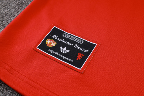 25-26 Man Utd High Quality Half Pull Tracksuit