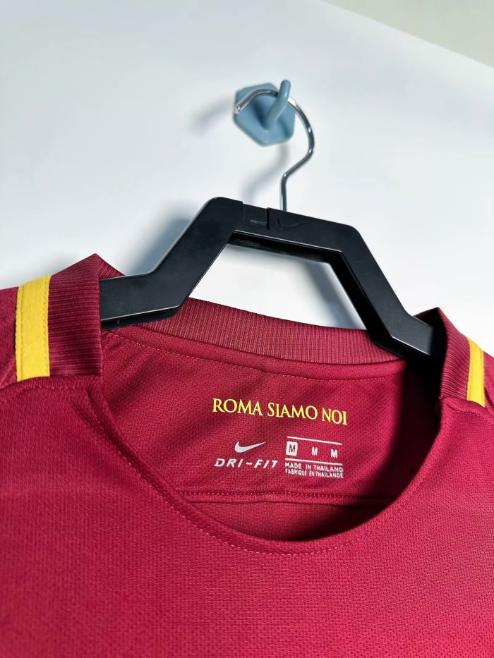 2017-2018 Roma Home Long sleeves Retro Soccer Jersey