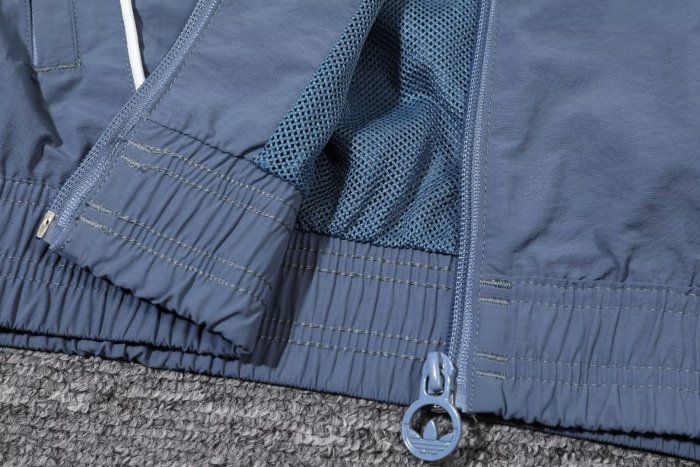 2025 Gray High Quality Windbreaker Suit