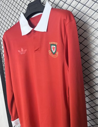 2026 Wales Red 150th Anniversary Commemorative Edition Long Sleeve Fans Soccer Jersey（长袖）