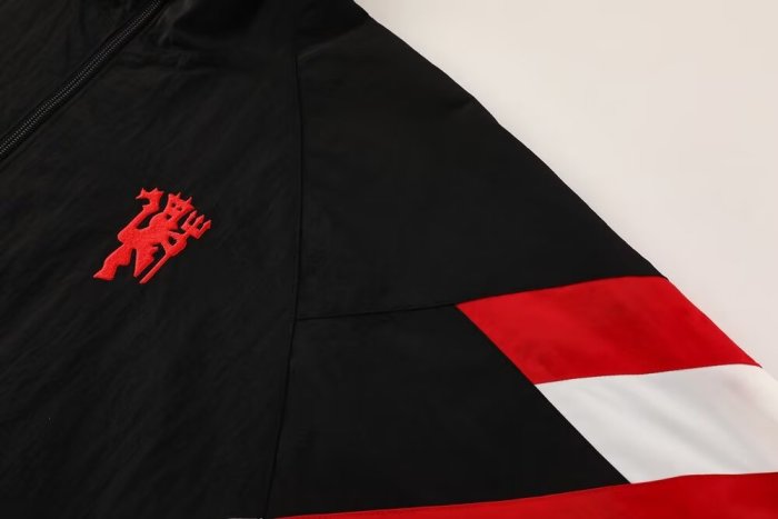25-26 Man Utd Black Windbreaker