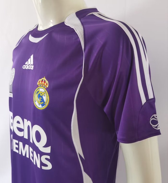 2006-2007 RMA  Away Retro Soccer Jersey