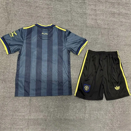25-26 Man Utd Black Blue Kids Soccer Jersey