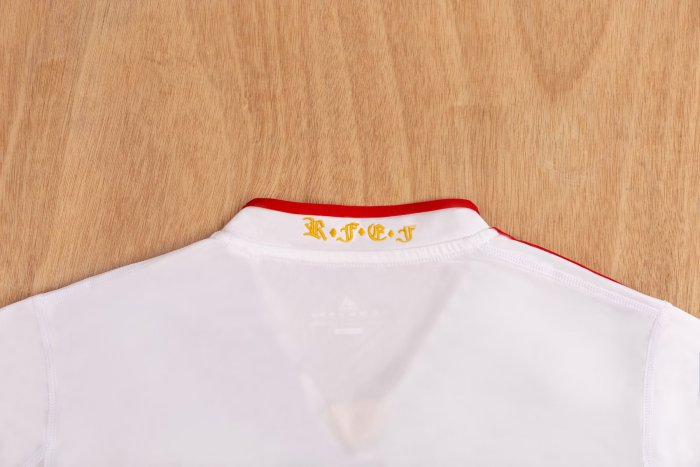 2011-2012 Spain Away Retro Soccer Jersey