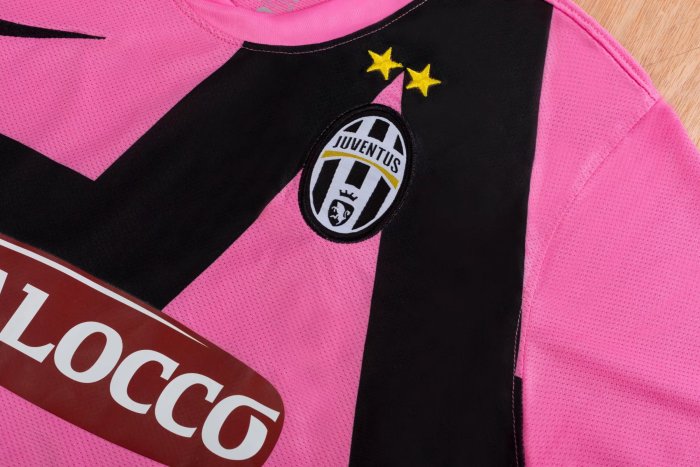 2011-2012 JUV Pink Away Retro Soccer Jersey