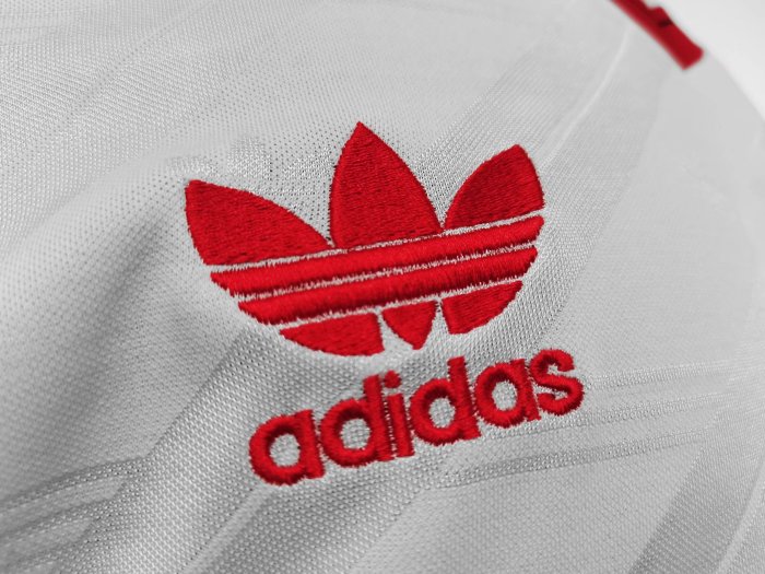 1986 Man Utd Away White Retro Soccer Jersey