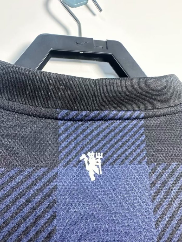 2013-2014 Man Utd Away Long sleeves Retro Soccer Jersey