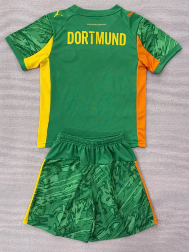 25-26 Dortmund Green Goalkeeper Kids Soccer Jersey 1:1 Thai Quality