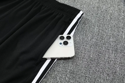 25-26 Man Utd High Quality Training Short Suit