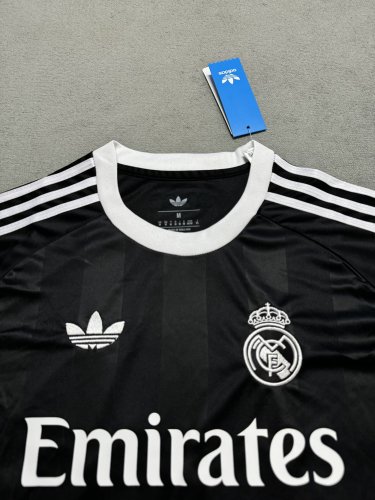25-26 RMA Black GoalKeeper Fans Soccer Jersey